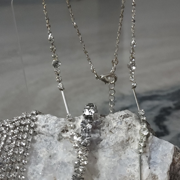 GLITZ and Glamour Rhinestone Bling bundle - Picture 7 of 16